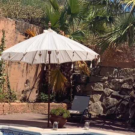 Charmante In Mooi Wit Pittoresk Klein Dorpje Holiday home