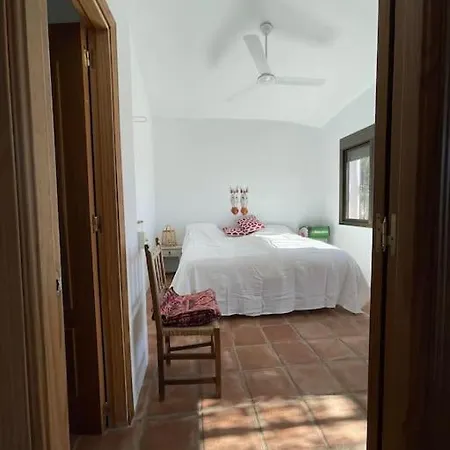 Charmante In Mooi Wit Pittoresk Klein Dorpje Holiday home